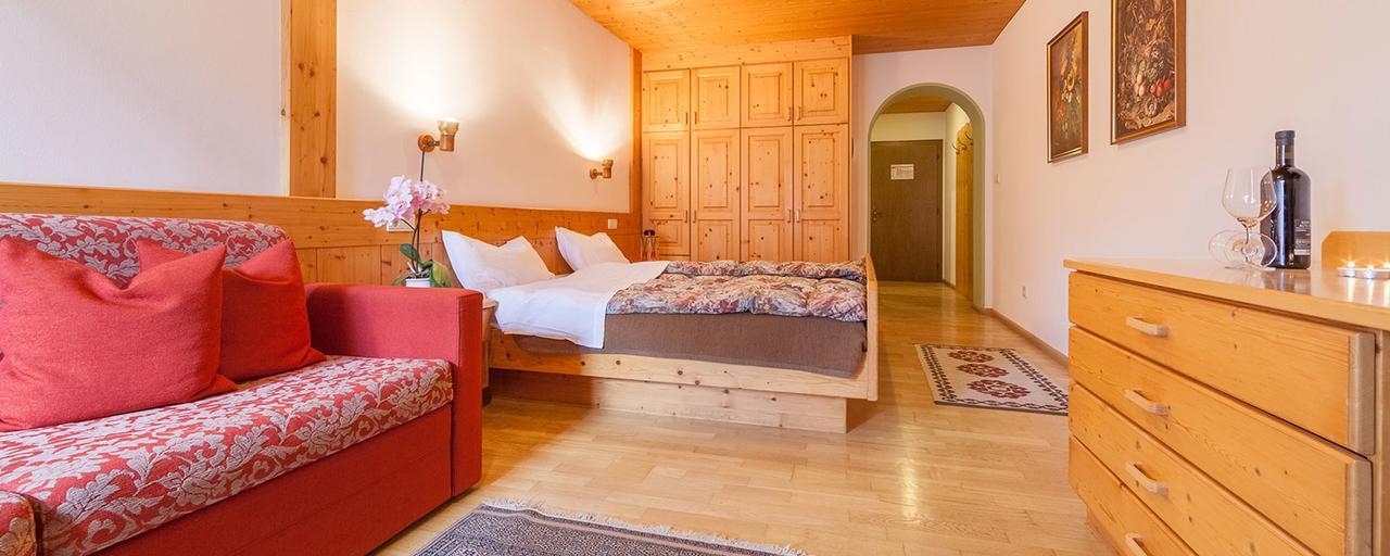 Hotel Hell モングエルフォ エクステリア 写真